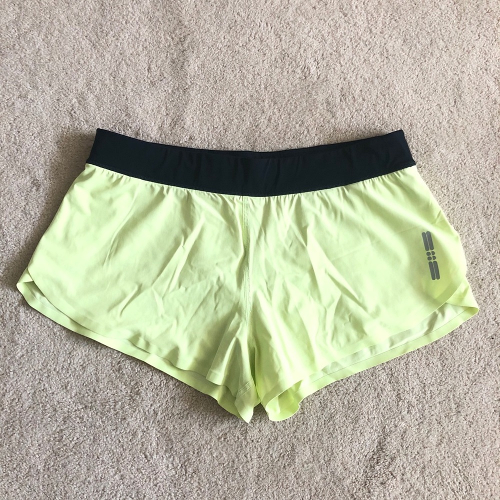 Sweaty Betty Neon Green Running Short  size Medium